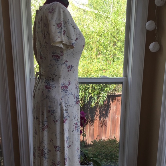 Flattering linen/rayon fitted waist front buttons - Picture 8 of 8